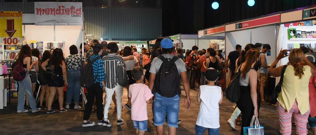 Con una atractiva programaci&oacute;n, finaliza la Feria del Libro 2021