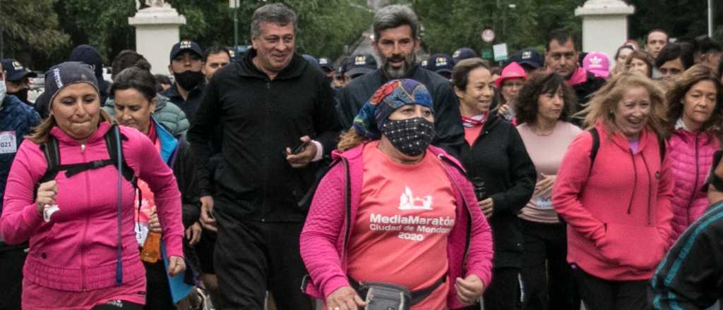 Una caminata para concientizar sobre el cáncer de mama