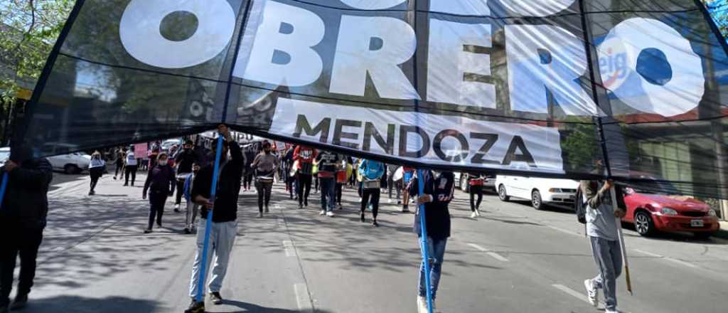 Tránsito complicado en el centro de Mendoza: marcha El Polo Obrero