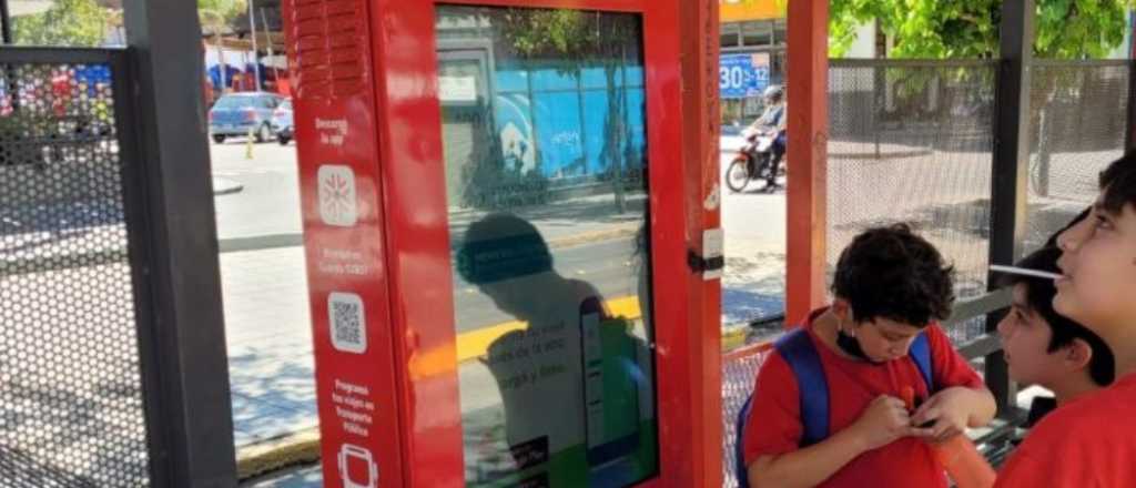 Nueva pantalla informativa de colectivos en Godoy Cruz