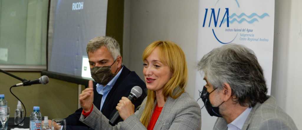 Filmus en Mendoza anunció inversión para la investigación científica