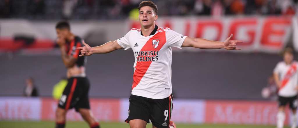 Video: Juli&aacute;n &Aacute;lvarez meti&oacute; tres goles en 11 minutos