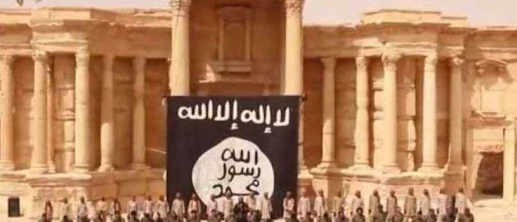 Video: El Estado Islámico utiliza niños para ejecutar prisioneros