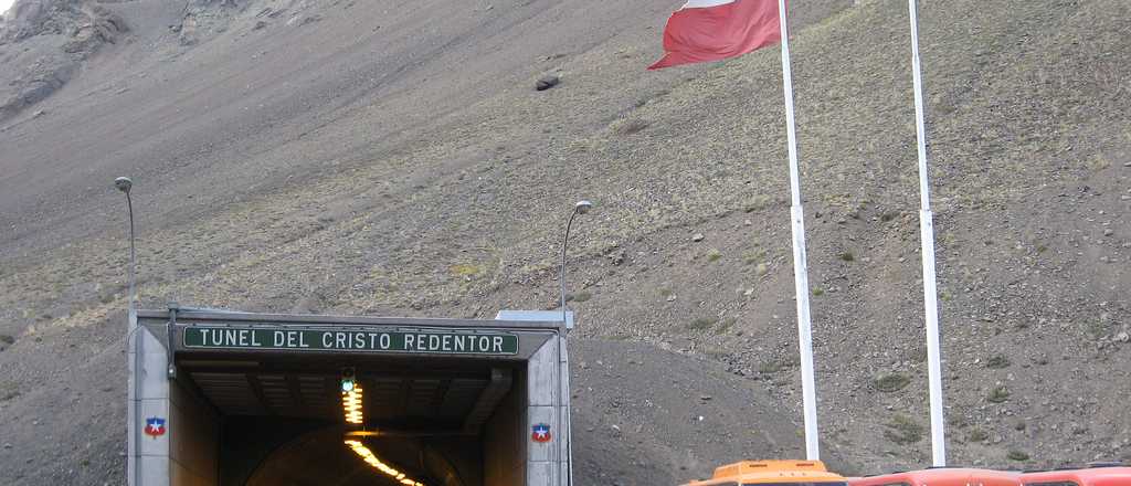 Estar&aacute; suspendido el tr&aacute;nsito en el t&uacute;nel internacional