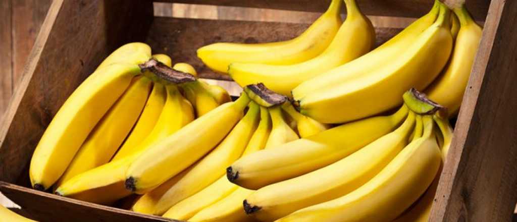 Uno más: llegó el dólar banana que promete bajar el precio de la fruta