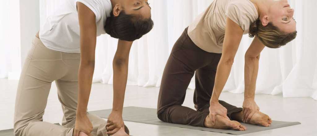 Yoga para la ansiedad: cómo funciona y 4 poses iniciales