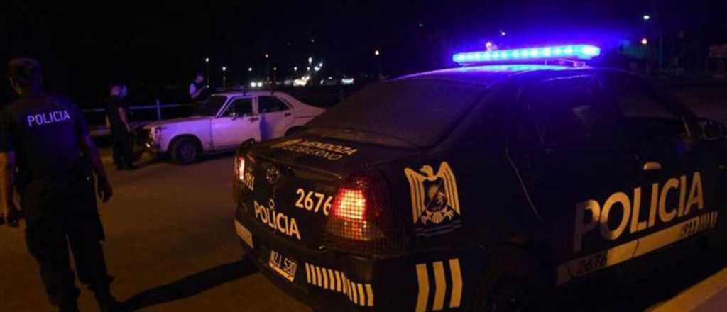 Asalto, persecuci&oacute;n y choque en Guaymall&eacute;n