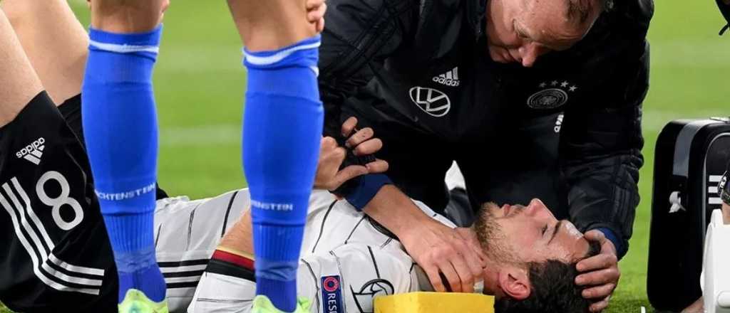 Marche preso: Goretzka recibi&oacute; una impactante patada en la cara