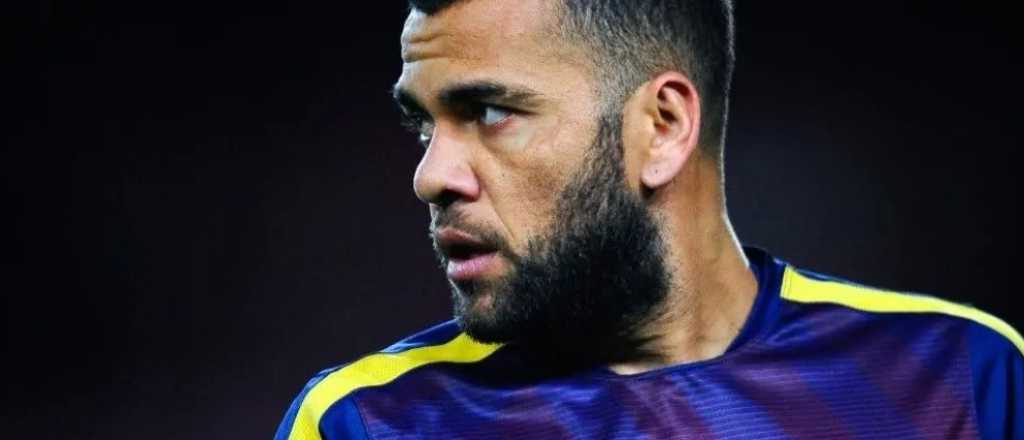 Vuelve una leyenda: Barcelona oficializ&oacute; la llegada de Dani Alves