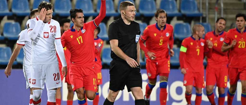 Dur&oacute; solo 10 segundos: por este codazo se fue expulsado