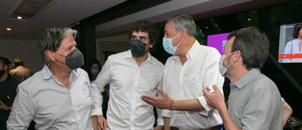 50 % a 26 %, ser&iacute;a la diferencia a favor de Cambia Mendoza