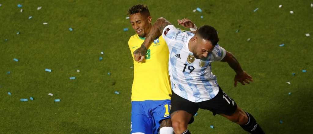 Suspendieron al árbitro de Argentina-Brasil por no expulsar a Otamendi