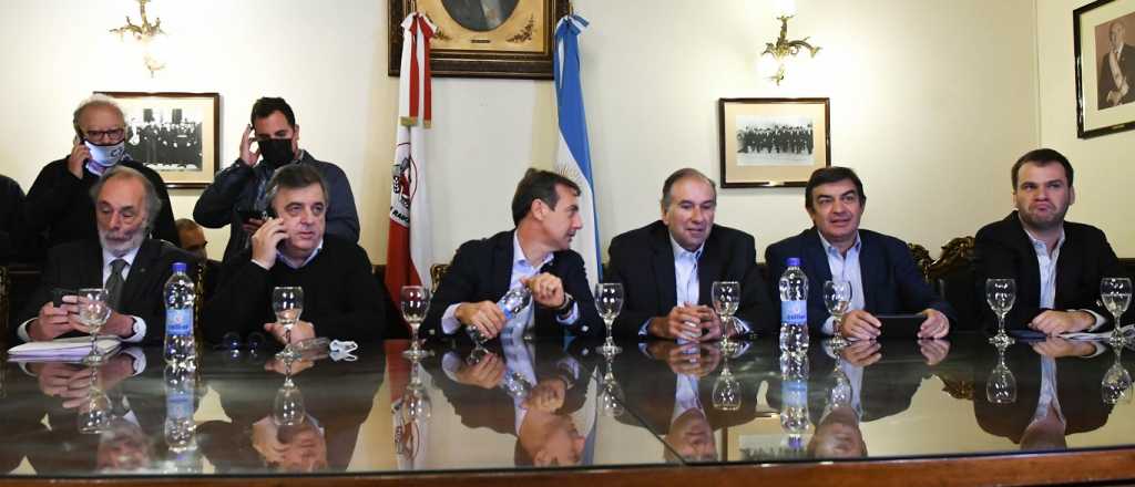 JxC se retir&oacute; de la Bicameral y volvi&oacute; a rechazar los 116 DNU del Gobierno