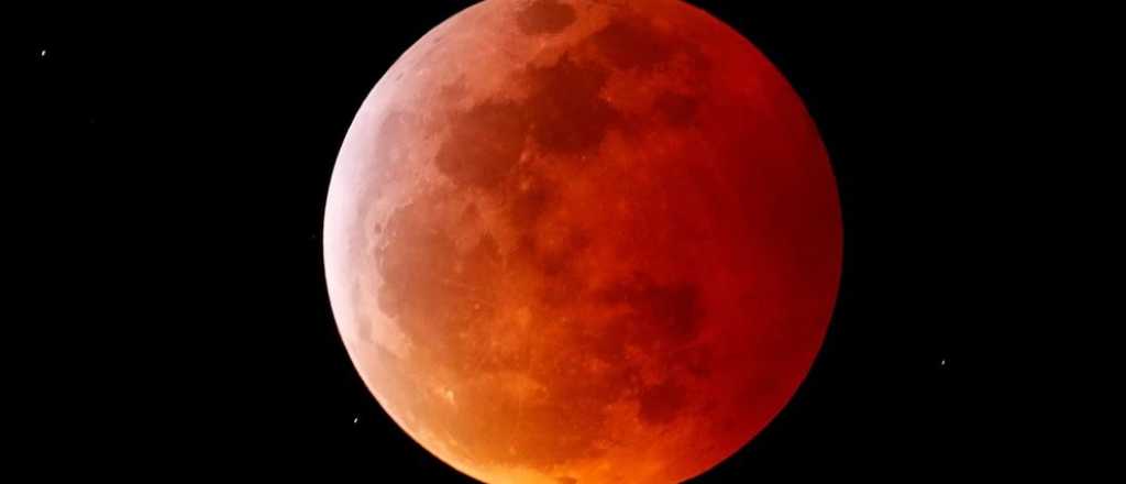 Así se vio el eclipse lunar en las ciudades más importantes del mundo