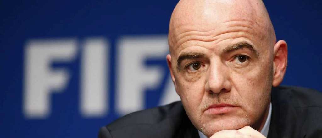 Las modificaciones que probará la FIFA en la ley del offside