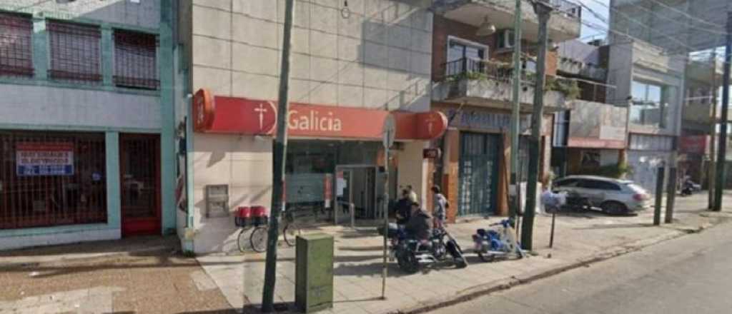 Video: así entraban ladrones al tesoro de un banco Galicia