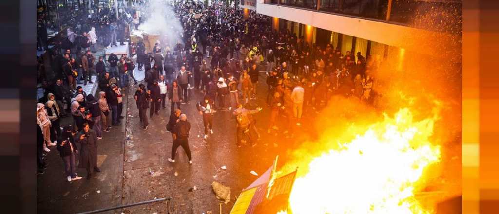 Disturbios en Países Bajos por restricciones para frenar el avance del Covid