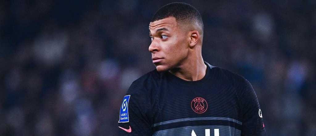 Mbapp&eacute; humilla a Adidas con una foto de sus Nike rotas