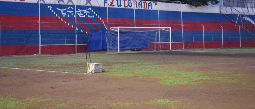 Grave denuncia de un equipo femenino de f&uacute;tbol contra Talleres