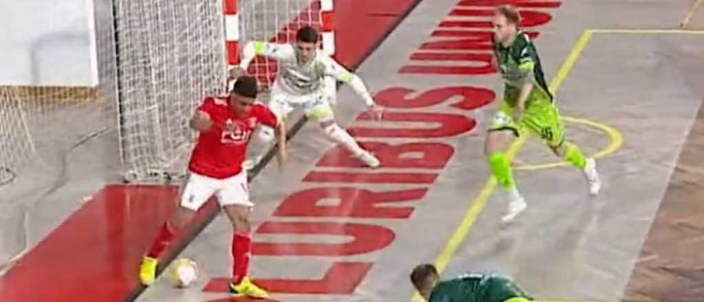 Video: el golazo que hay que mirar dos veces para entender c&oacute;mo fue