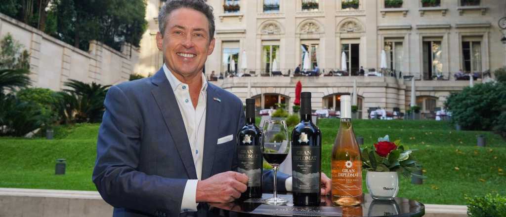 Ex embajador de USA en Argentina presentó su vino del Valle de Uco