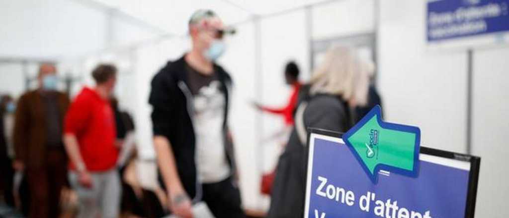 Por la suba de casos algunos países europeos refuerzan los controles para viajeros