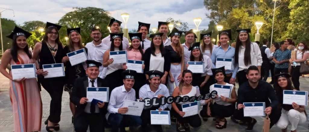 Nace una nueva camada de t&eacute;cnicos dedicada al servicio de salud