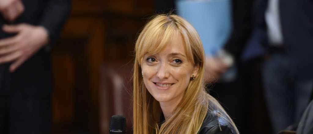 Fernández Sagasti dijo que "hay que discutir quien va a pagar la deuda al FMI"