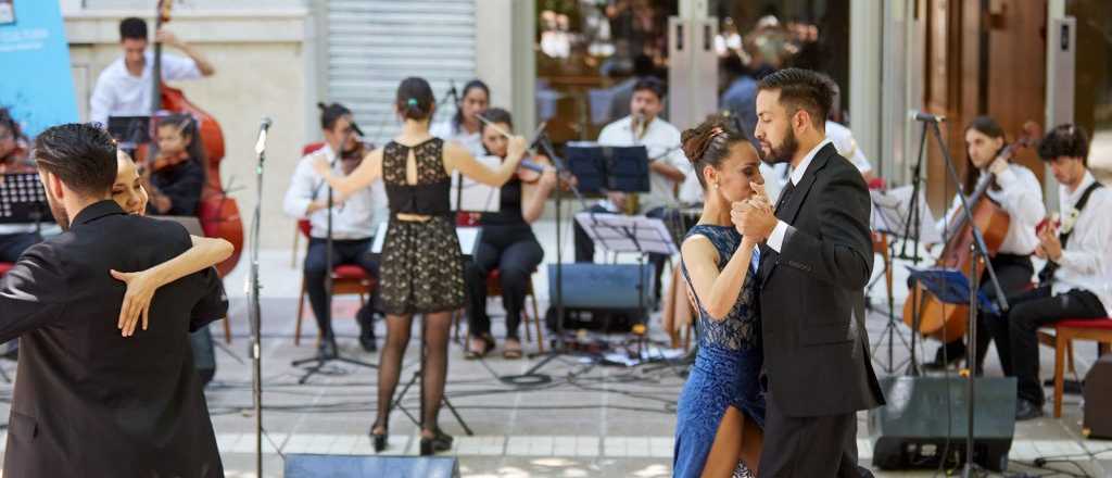 Las orquestas de Las Heras celebraron al tango en la Legislatura