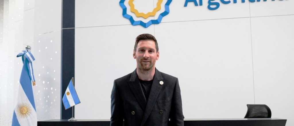 Messi visitó el stand argentino en la Expo 2020 Dubai