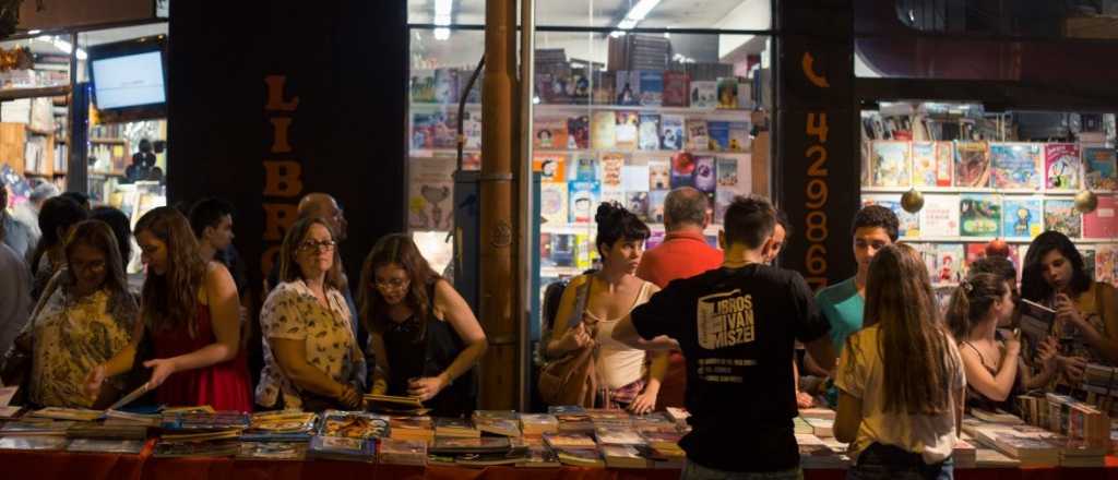 Vuelve "Noche de las librerías" a la Ciudad de Mendoza