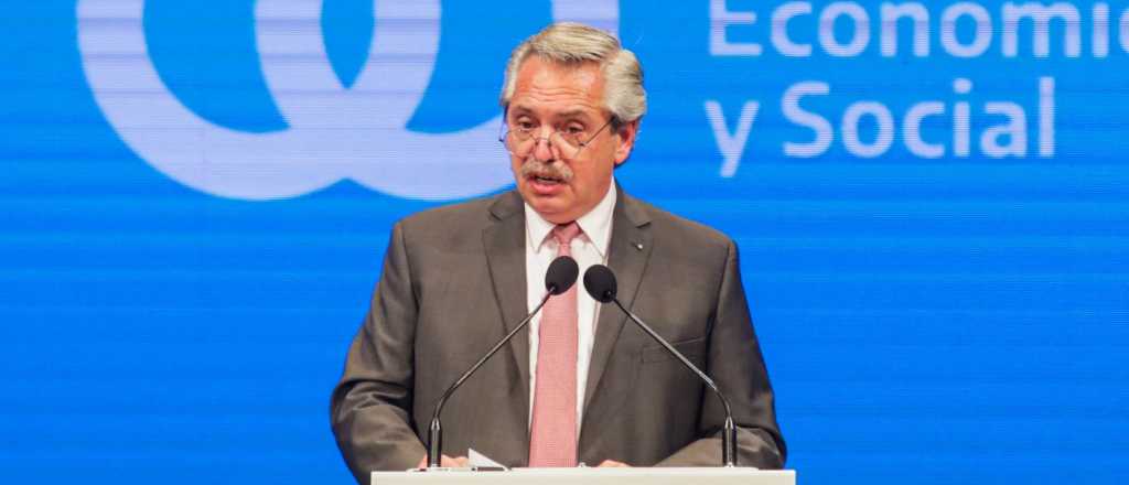 El Presidente anunció un bono de fin de año de $8.000 para los jubilados