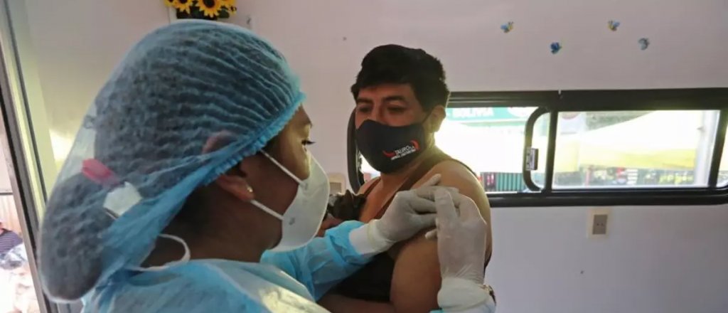 Evangélicos, a la Justicia por el carnet de vacunación anticovid en Bolivia