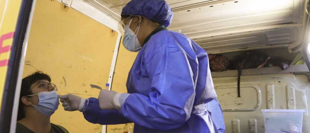 Mendoza detect&oacute; 450 nuevos contagios este domingo