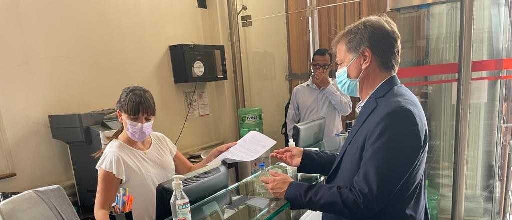 Suarez fue a Buenos Aires y le pidi&oacute; al Presidente que defina sobre Portezuelo