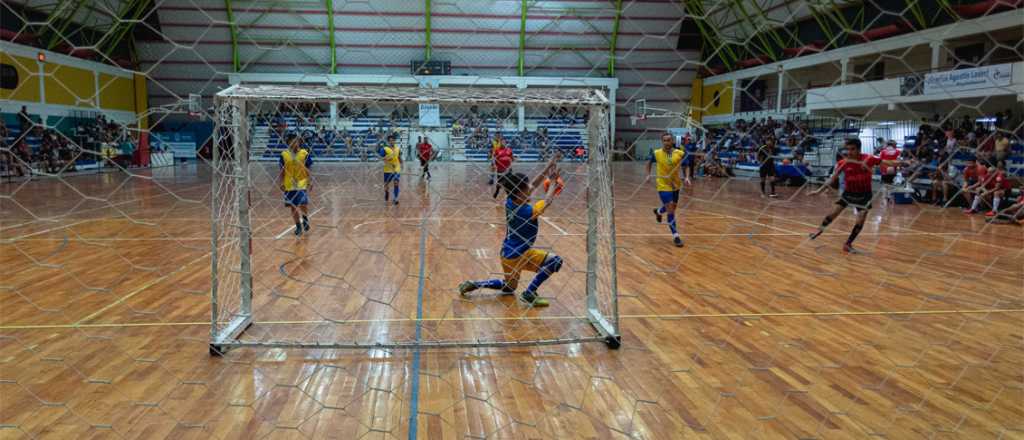 General Alvear celebr&oacute; el futsal con sus jugadores m&aacute;s destacados