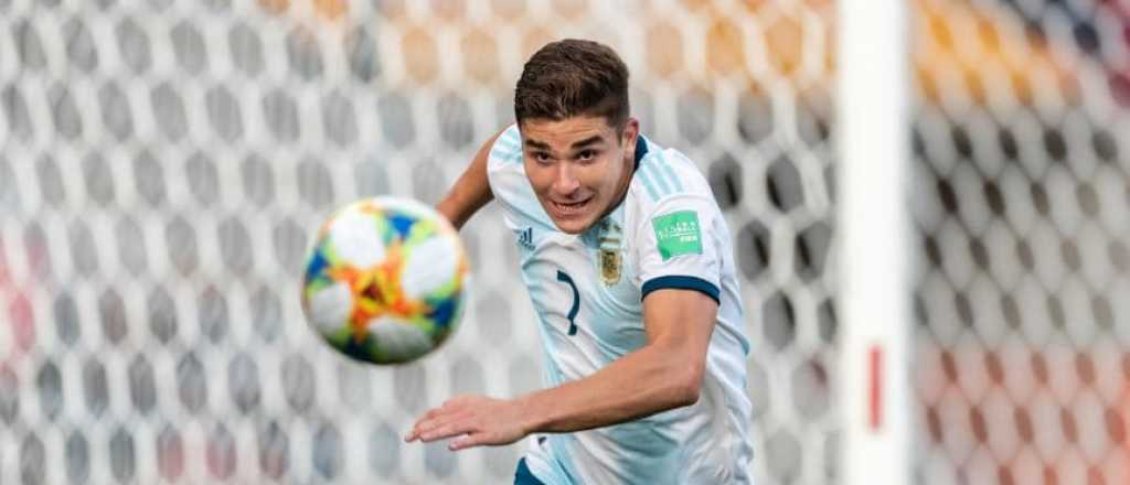 D'Onofrio de Juli&aacute;n &Aacute;lvarez: "Le conviene quedarse en River para ir al mundial"