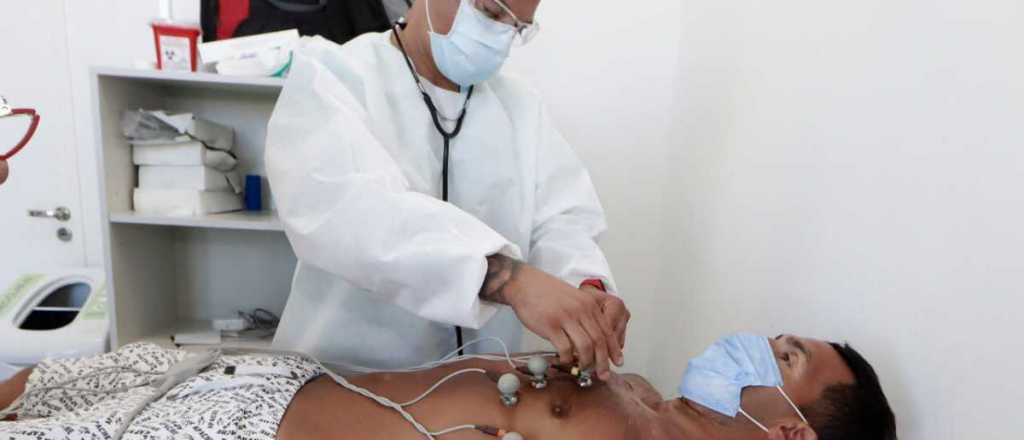 Le rechazaron a un médico el reclamo por tope salarial