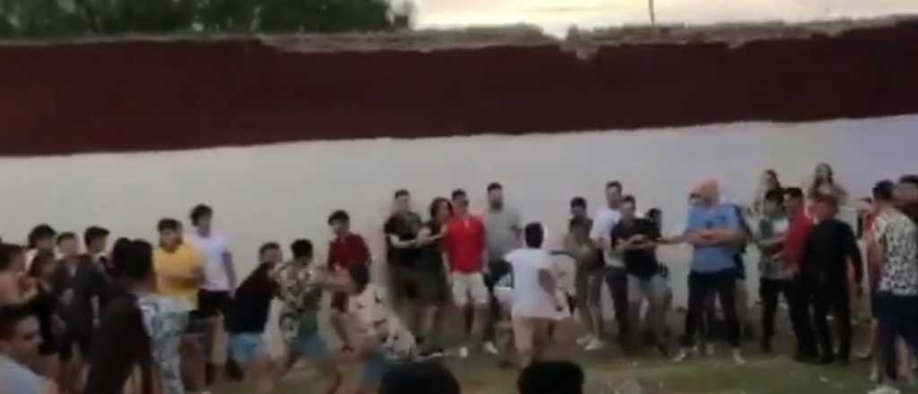 Video: salvaje pelea en una fiesta navideña en Palmira
