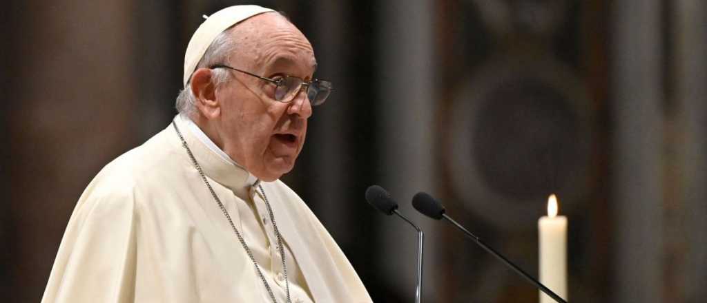 El Papa celebró el Vía Crucis y pidió "seguir proyectos de paz"