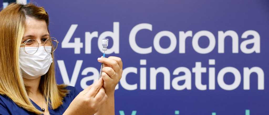 Descubren que el per&iacute;odo de incubaci&oacute;n de &Oacute;micron es m&aacute;s corto