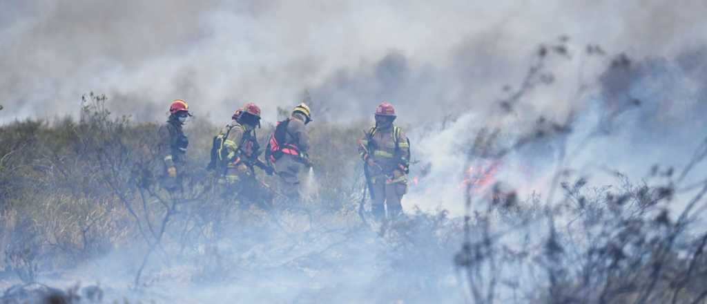 Un terrible incendio en Puerto Madryn afecta la Península Valdés