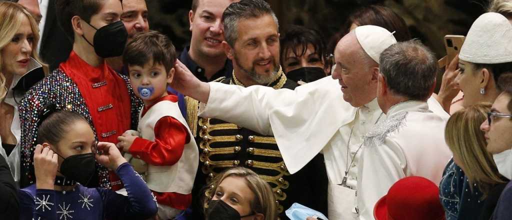 El Papa Francisco trat&oacute; de ego&iacute;stas a quienes no quieren tener hijos