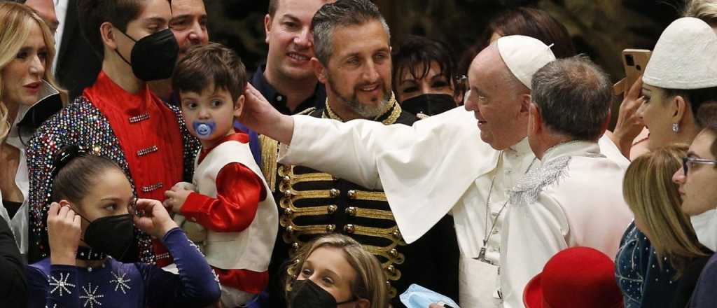 El Papa Francisco trató de egoístas a quienes no quieren tener hijos