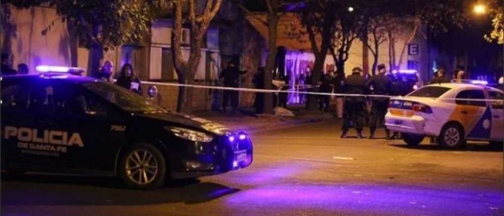 Mataron a una mujer de un tiro en la cabeza y balearon a su hijita en Rosario