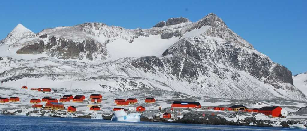 El Covid llegó a la Antártida: evacuaron una base argentina tras 24 casos positivos