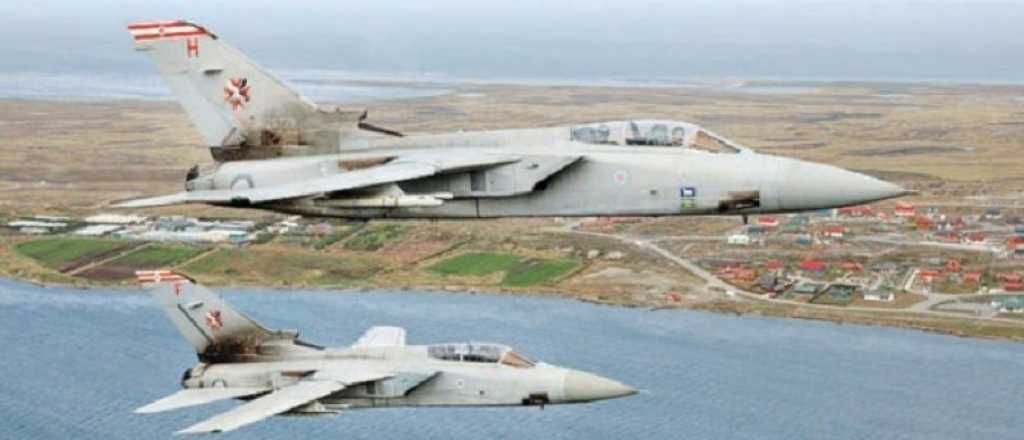 Reclaman a Bolsonaro por vuelos militares británicos entre Brasil y Malvinas