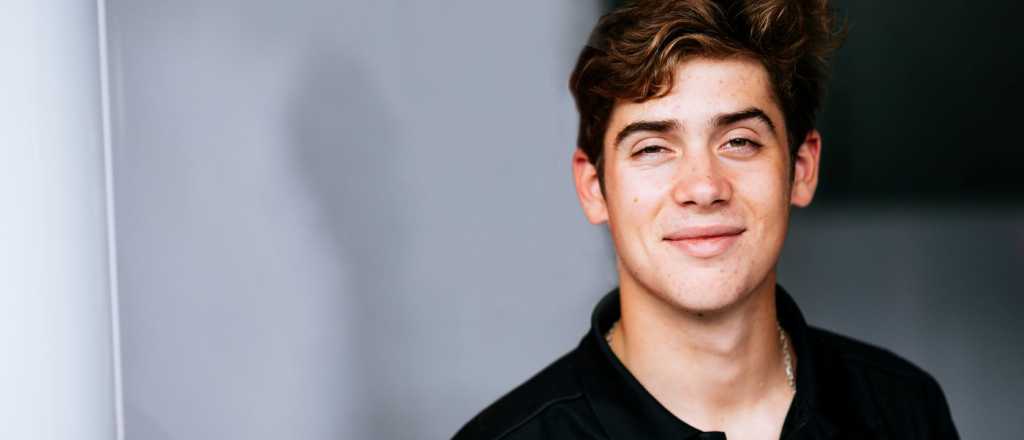 Qui&eacute;n es el pibe argentino que acaricia la F&oacute;rmula 1