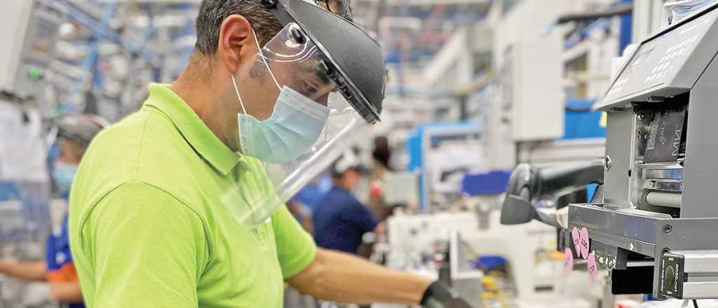La industria manufacturera cayó en el mes de julio 2,3% intermensual