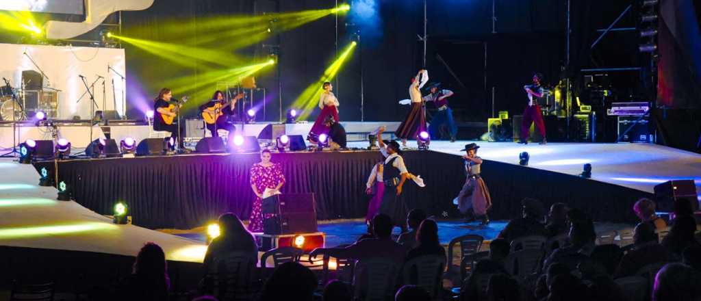 Con música y comida, Guaymallén celebró el Festival del Camote